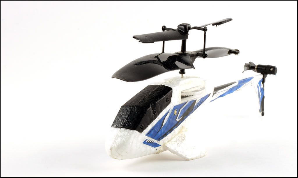 IMAGE: http://i7.photobucket.com/albums/y288/19gizmo85/Product/helo2a.jpg