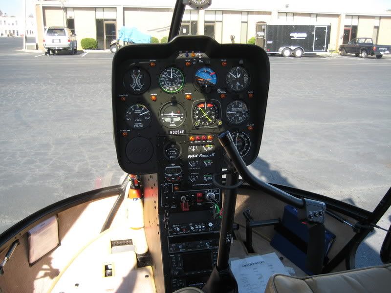 http://i7.photobucket.com/albums/y288/SilverZ32/Helicopter008.jpg