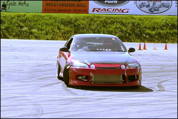 http://i7.photobucket.com/albums/y288/standXalone/D-Sport%20Rd%203%20-%20Castrol/20.jpg