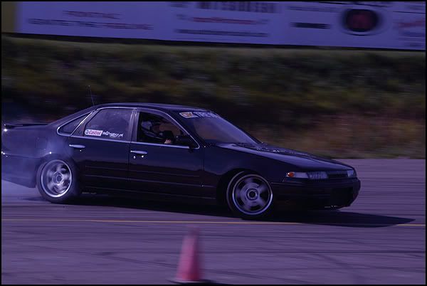 http://i7.photobucket.com/albums/y288/standXalone/D-Sport%20Rd%203%20-%20Castrol/4.jpg