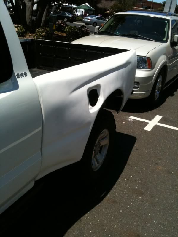 WTT Bed with Fiberglass REAR fenders Pirate 4x4