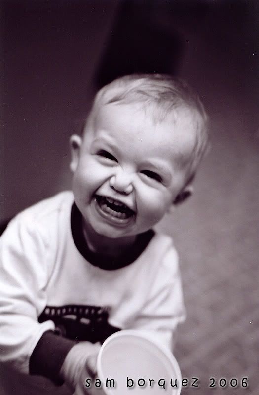 IMAGE: http://i7.photobucket.com/albums/y291/tborquez/October%202006/030606Scan04.jpg