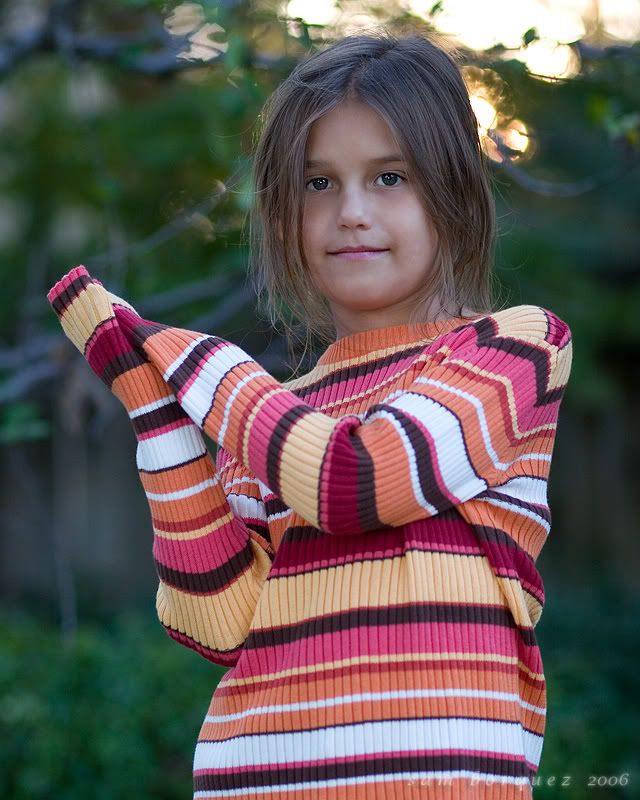 IMAGE: http://i7.photobucket.com/albums/y291/tborquez/October%202006/101206Lexi01.jpg