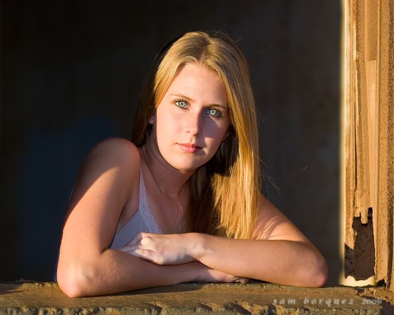 IMAGE: http://i7.photobucket.com/albums/y291/tborquez/October%202006/Tiff/102006Tiff06.jpg