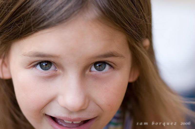 IMAGE: http://i7.photobucket.com/albums/y291/tborquez/September%202006/090806Lexi01.jpg