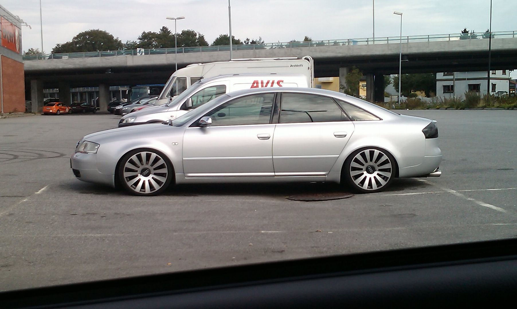 AudiA6.jpg