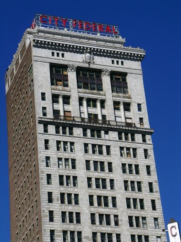 Past and present historic buildings in your city USA South