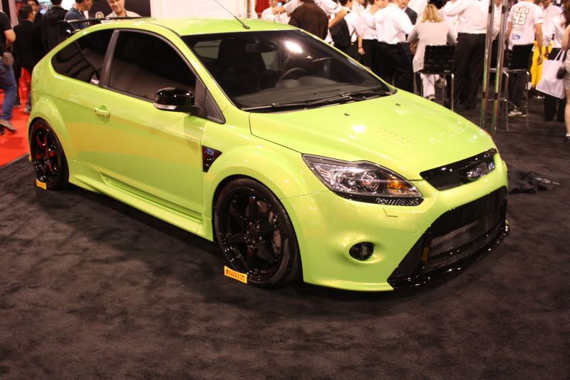 http://i7.photobucket.com/albums/y295/b18ctrb/SEMA%202010/463.jpg