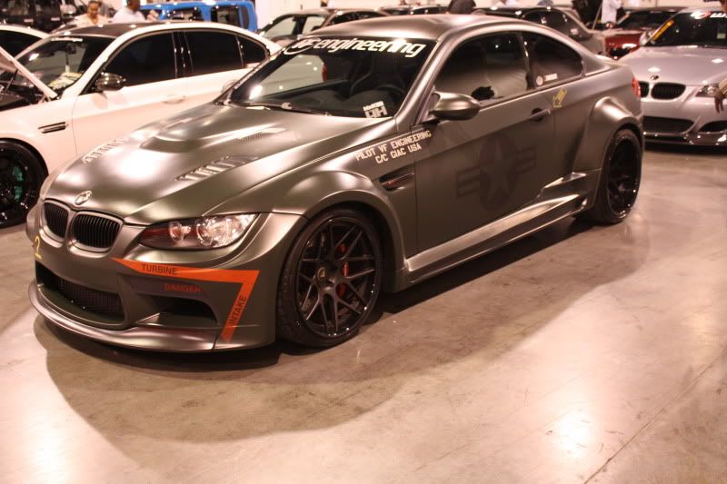 http://i7.photobucket.com/albums/y295/b18ctrb/SEMA%202010/499.jpg