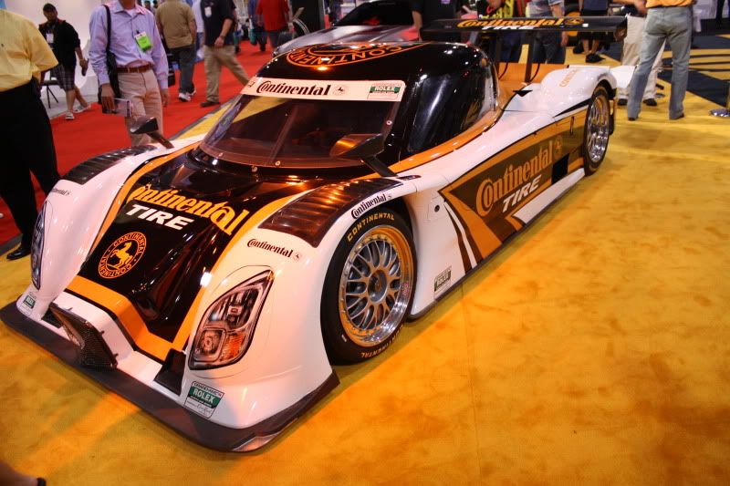 http://i7.photobucket.com/albums/y295/b18ctrb/SEMA%202010/517.jpg