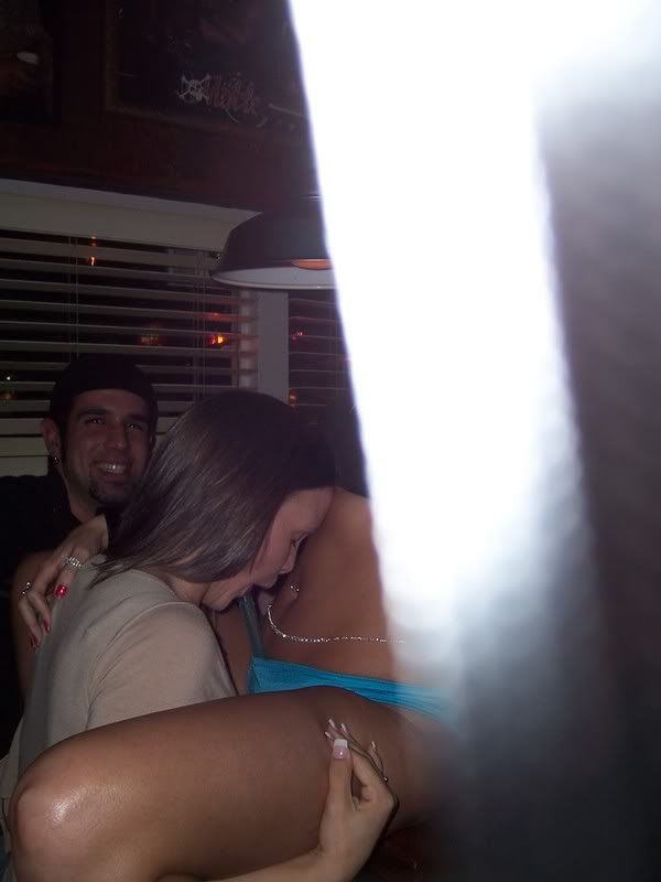 [Linked Image from i7.photobucket.com]