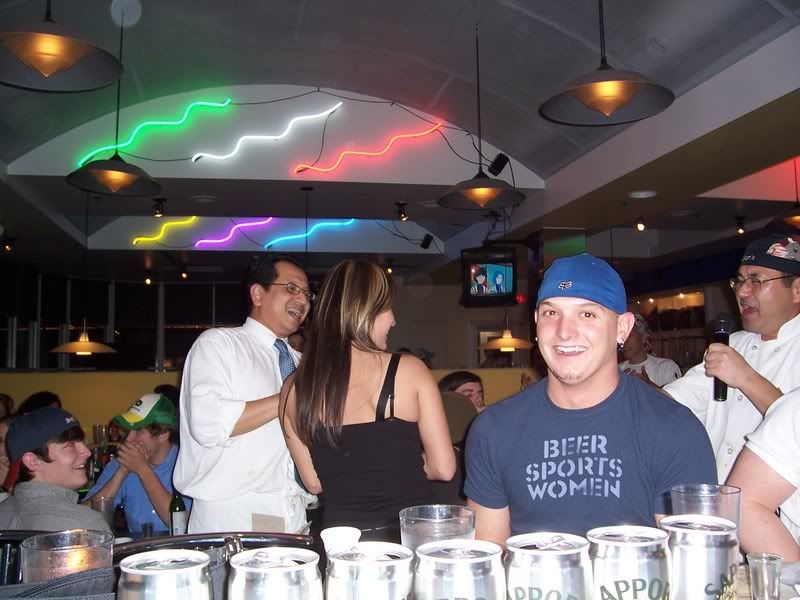 [Linked Image from i7.photobucket.com]