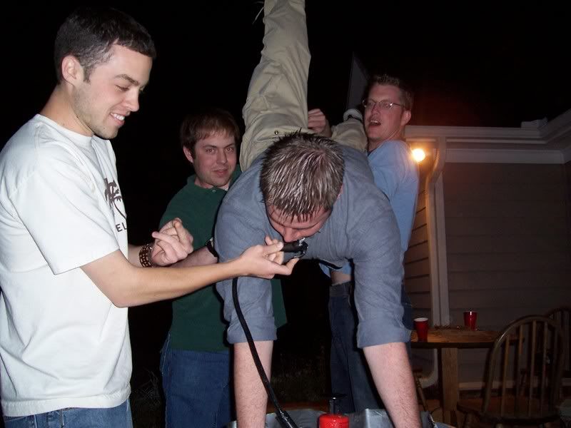 [Linked Image from i7.photobucket.com]