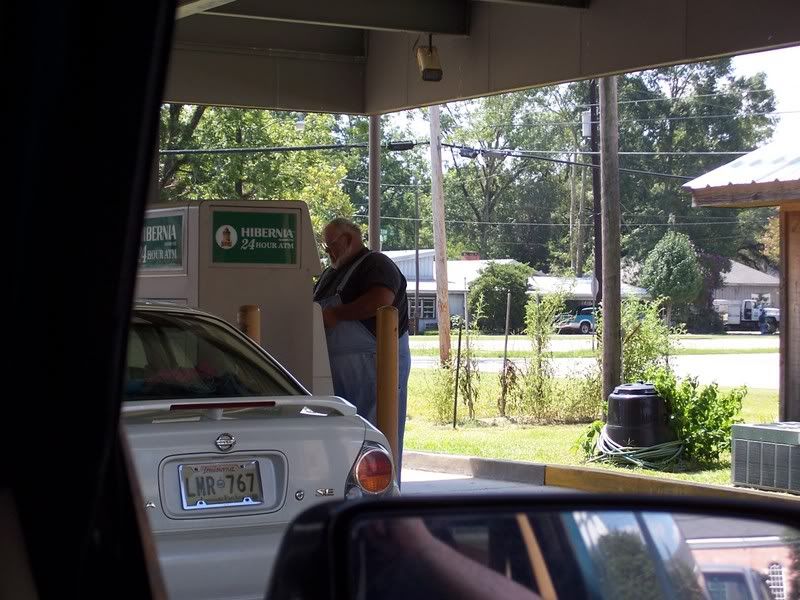 [Linked Image from i7.photobucket.com]