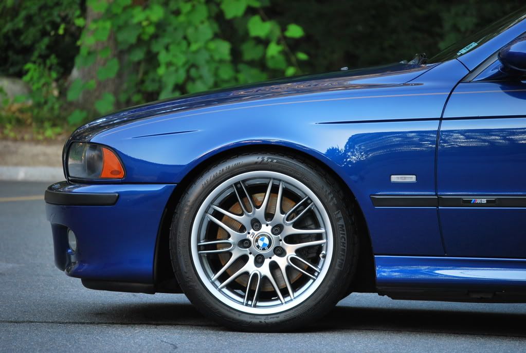 BMWM5002.jpg