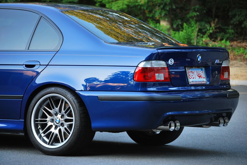 BMWM5009.jpg