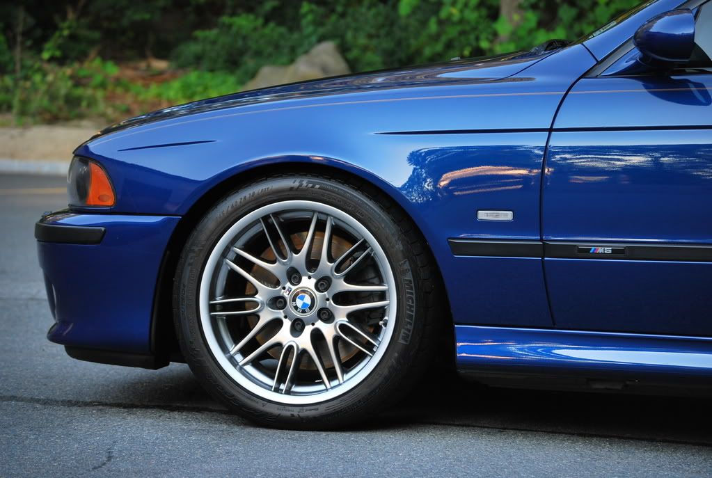 BMWM5022.jpg