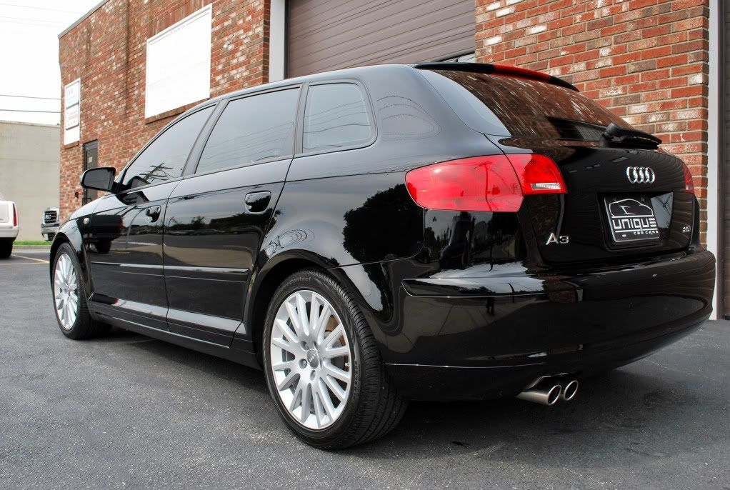BlackAudiA3080.jpg
