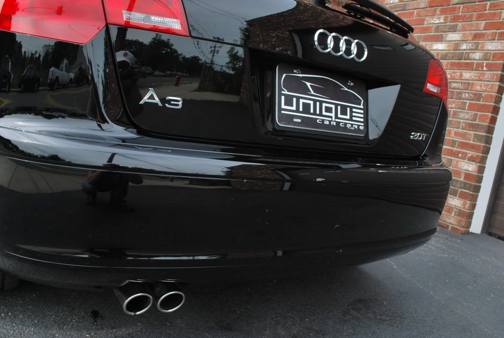 BlackAudiA3082.jpg