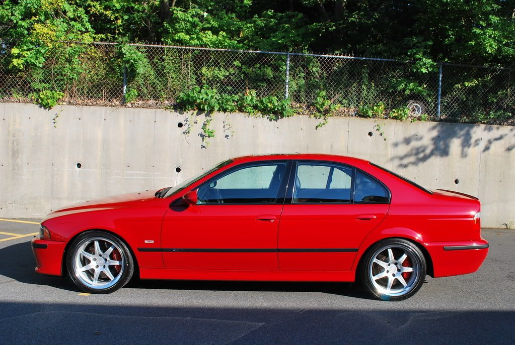 ImolaRedBMWM5070.jpg