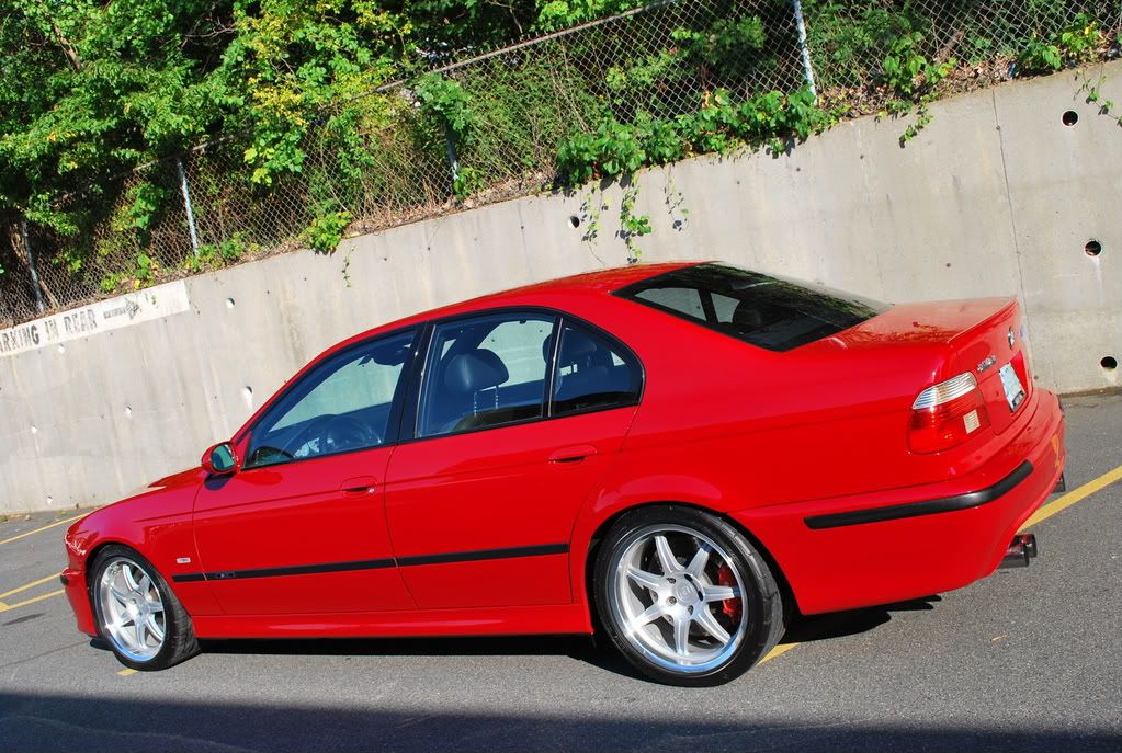 ImolaRedBMWM5071.jpg