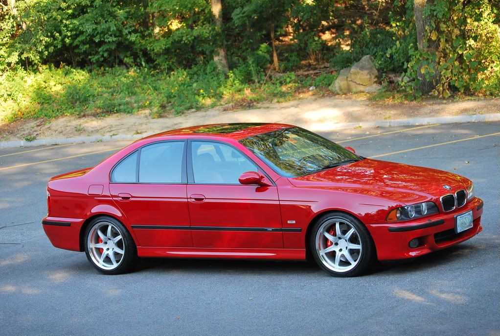 ImolaRedBMWM5105.jpg