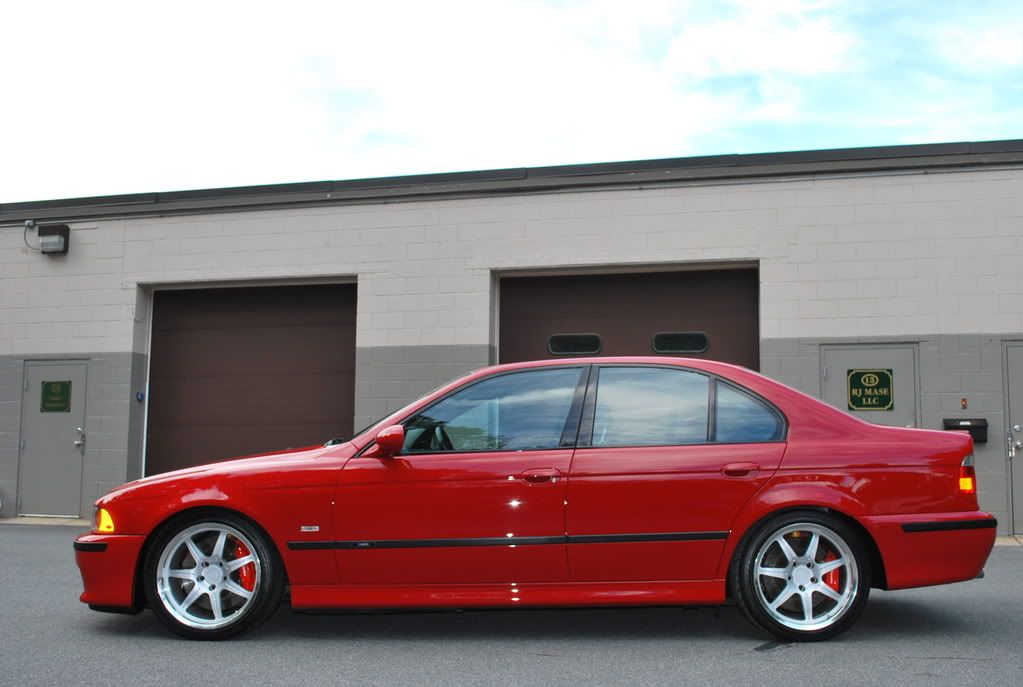 ImolaRedBMWM5152.jpg