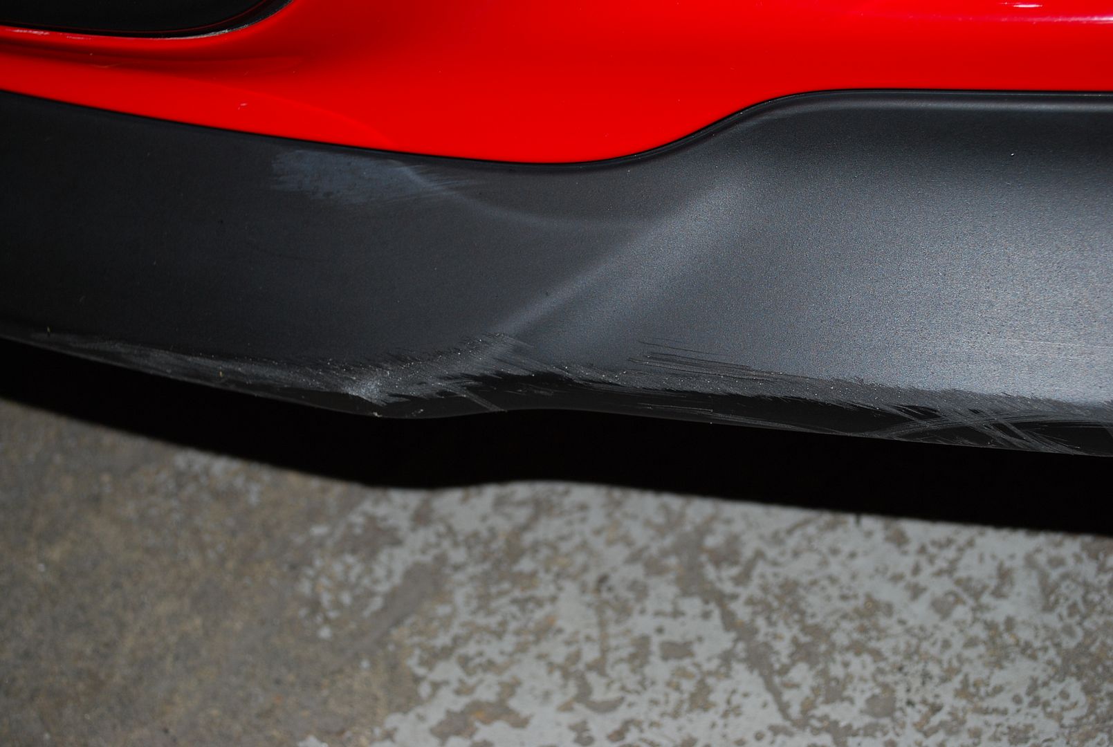 GT3-128i-RedC5121.jpg