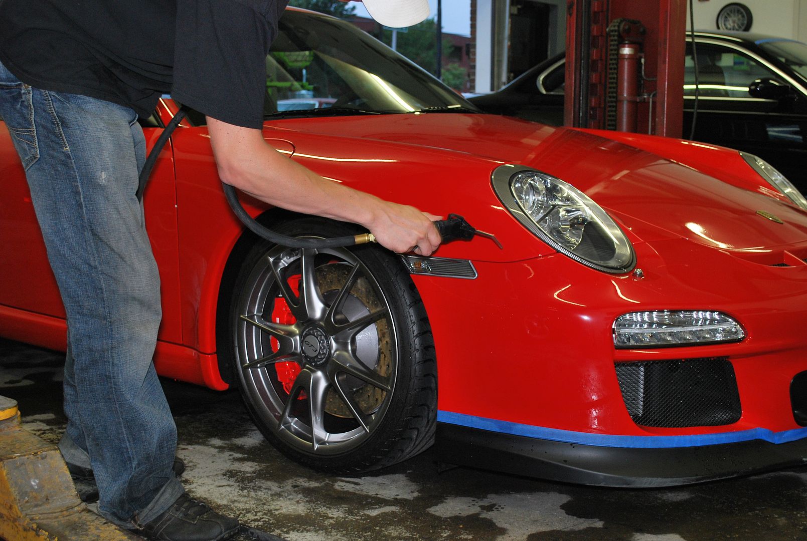 GT3-128i-RedC5152.jpg