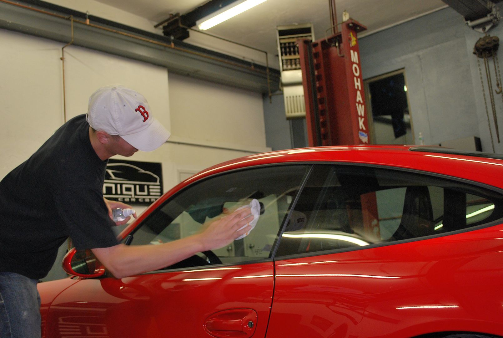 GT3-128i-RedC5155.jpg