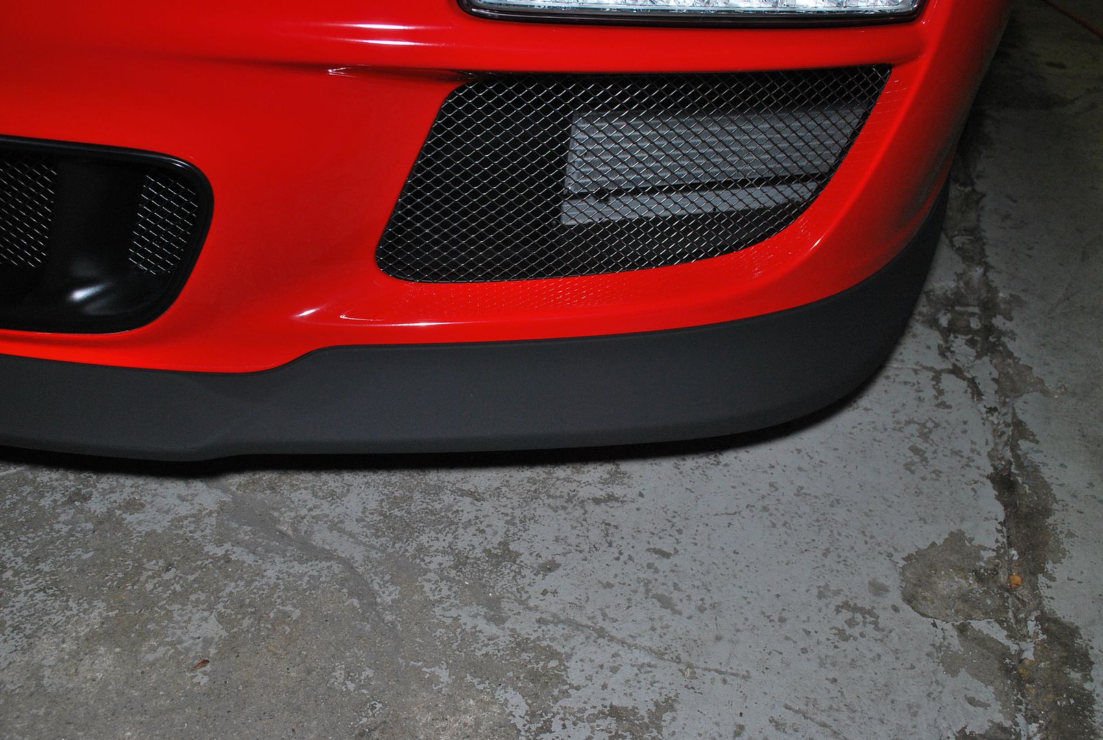 GT3-128i-RedC5256.jpg