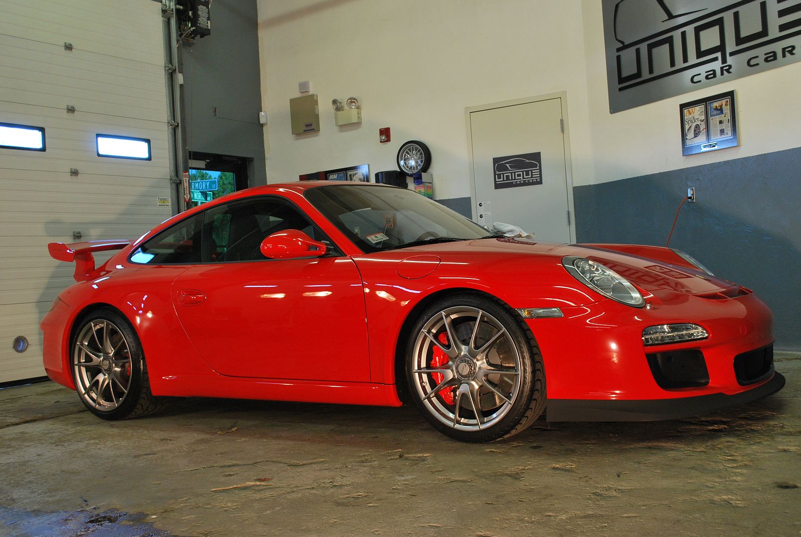 GT3-128i-RedC5272.jpg