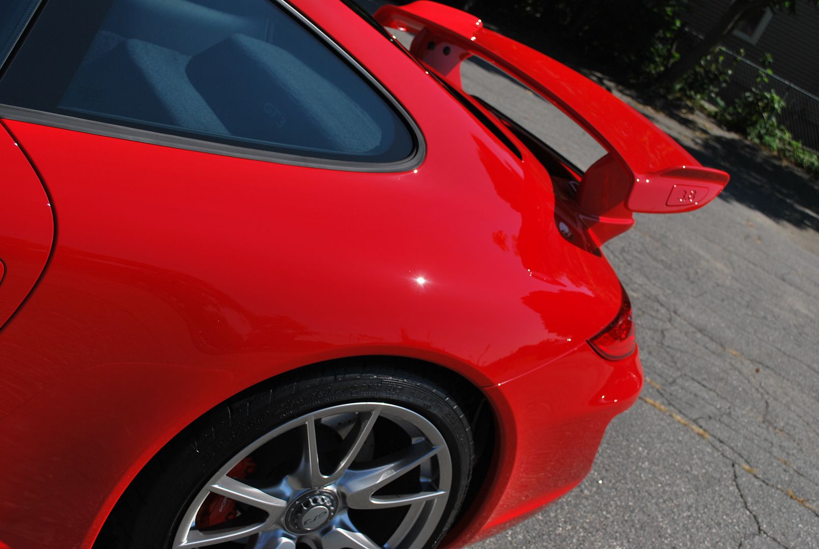 GT3-128i-RedC5404.jpg