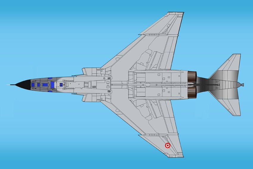 RF-4EALTGORUNUM.jpg