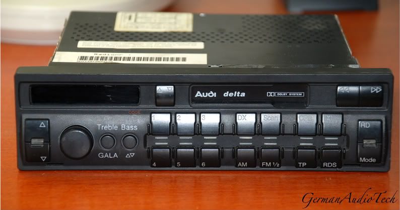 AUDI DELTA RADIO CASSETTE STEREO A4 S4 A6 AVANT 1998 99  