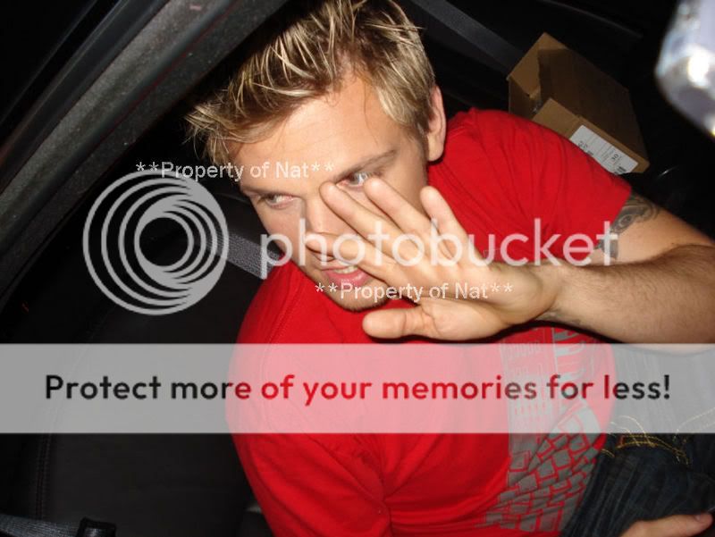 http://i7.photobucket.com/albums/y281/bsb-nevergone/Unbreakable%20Tour/Ellen%20show%20last%20night/ellen4.jpg