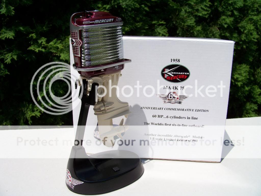   Alterscale Burgundy 1958 Mercury Mark 75 Outboard Boat Motor 1 of 500