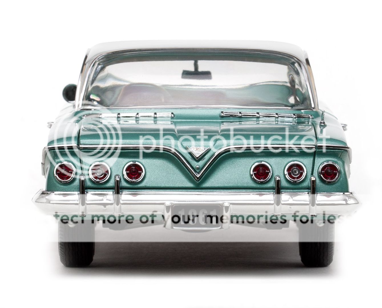 18 Sun Star 1961 Arbor Green Chevrolet Impala Sport Coupe with A 409