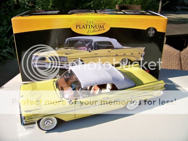 1959 Pontiac Bonneville Convertible in Palomar Yellow with a white top